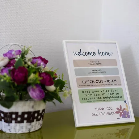 Deluxe Downtown W' Balcony In The Heart Of Apartamento