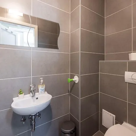 Deluxe Downtown W' Balcony In The Heart Of Appartement *